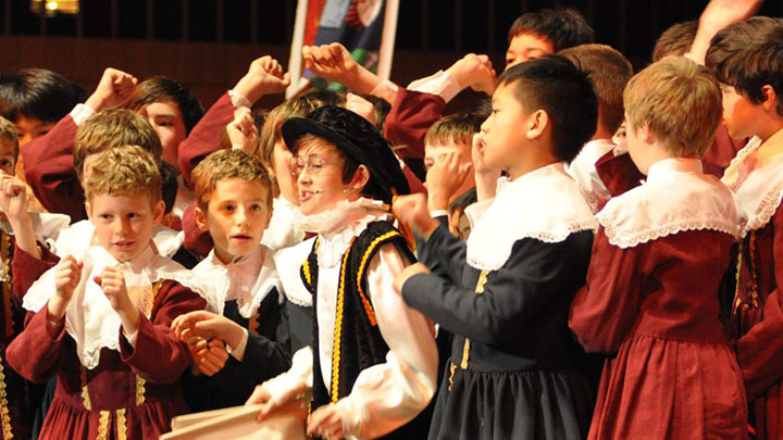 1500602379991261Zmmq.jpg 合唱团.jpg