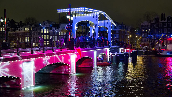 阿姆斯特丹灯光节.jpg