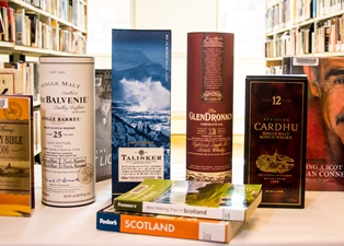 whiskeyphotoslowres2.jpg
