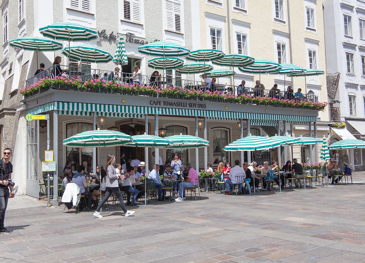 1526106521867353IQ2i.jpg 9.jpg