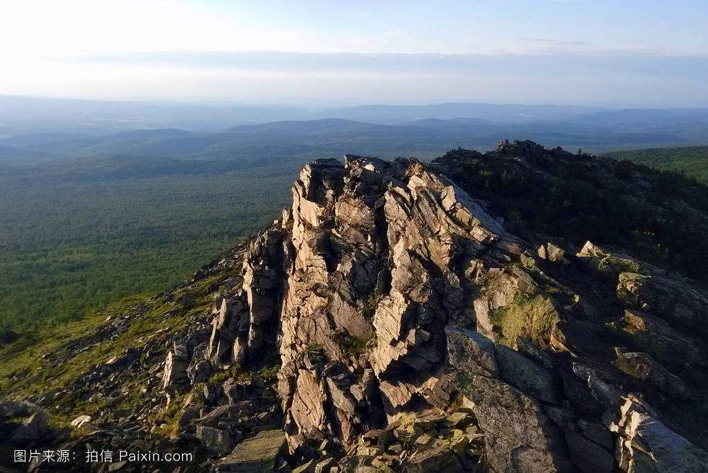 1531809592356996MfDM.jpg 乌拉尔.jpg