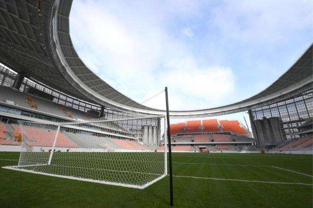 15318098225456123eq5.jpg 体育场2.jpg