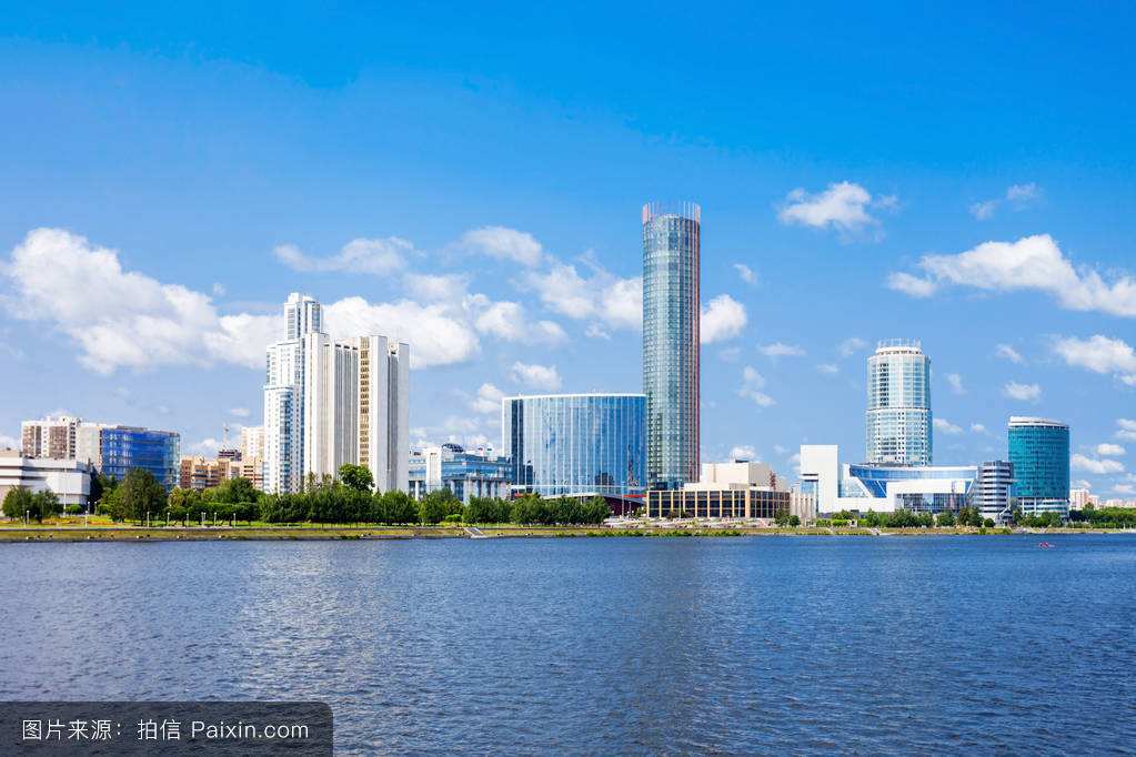 1531809873112080L9bm.jpg 摩天大楼2.jpg