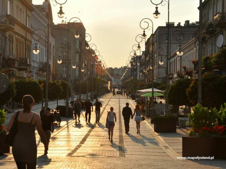 1532426646565046et0S.jpg 街道2.jpg