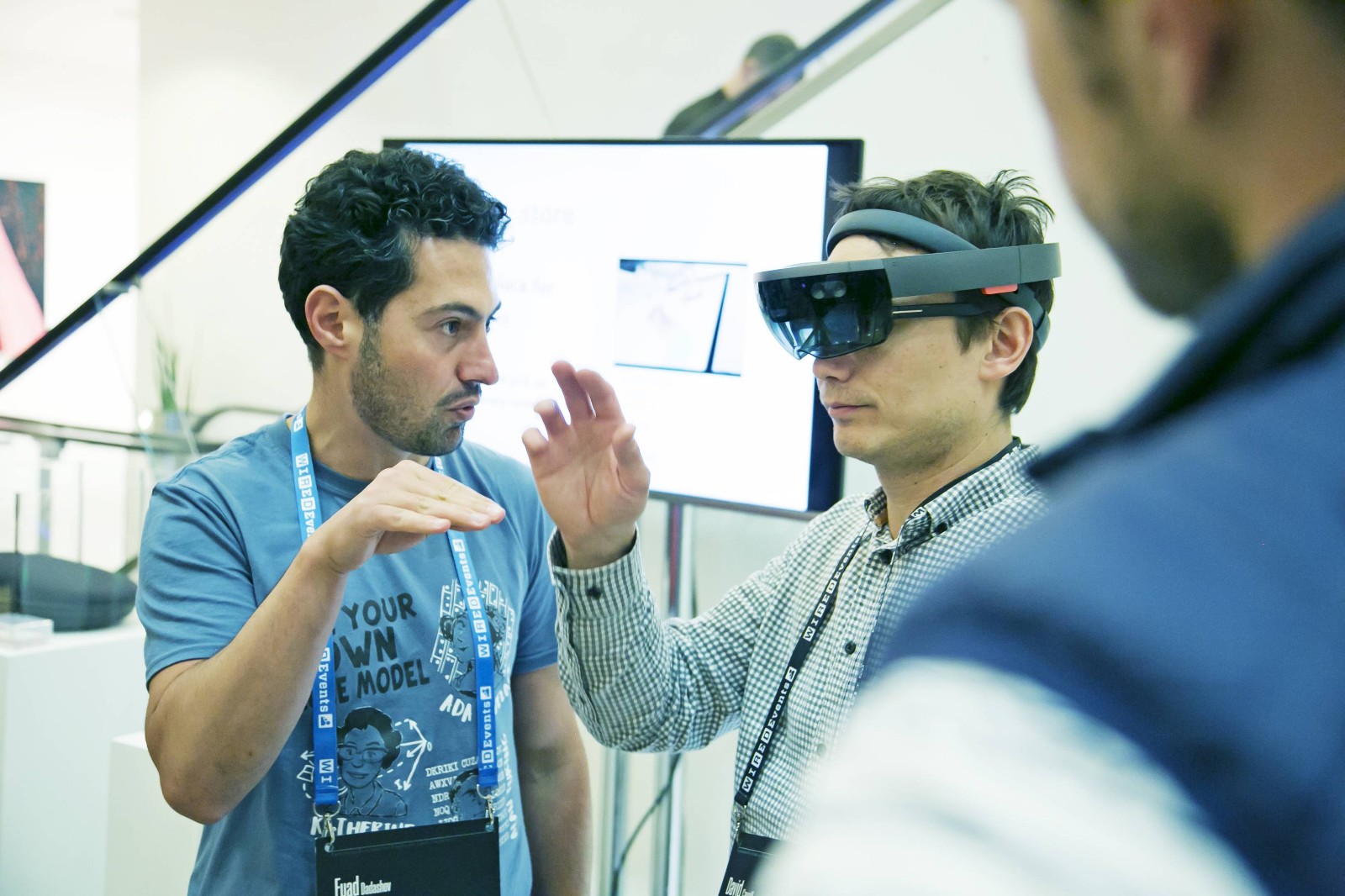 1532702603201290Eayq.jpg wired-retail-2017-networking-41.jpg