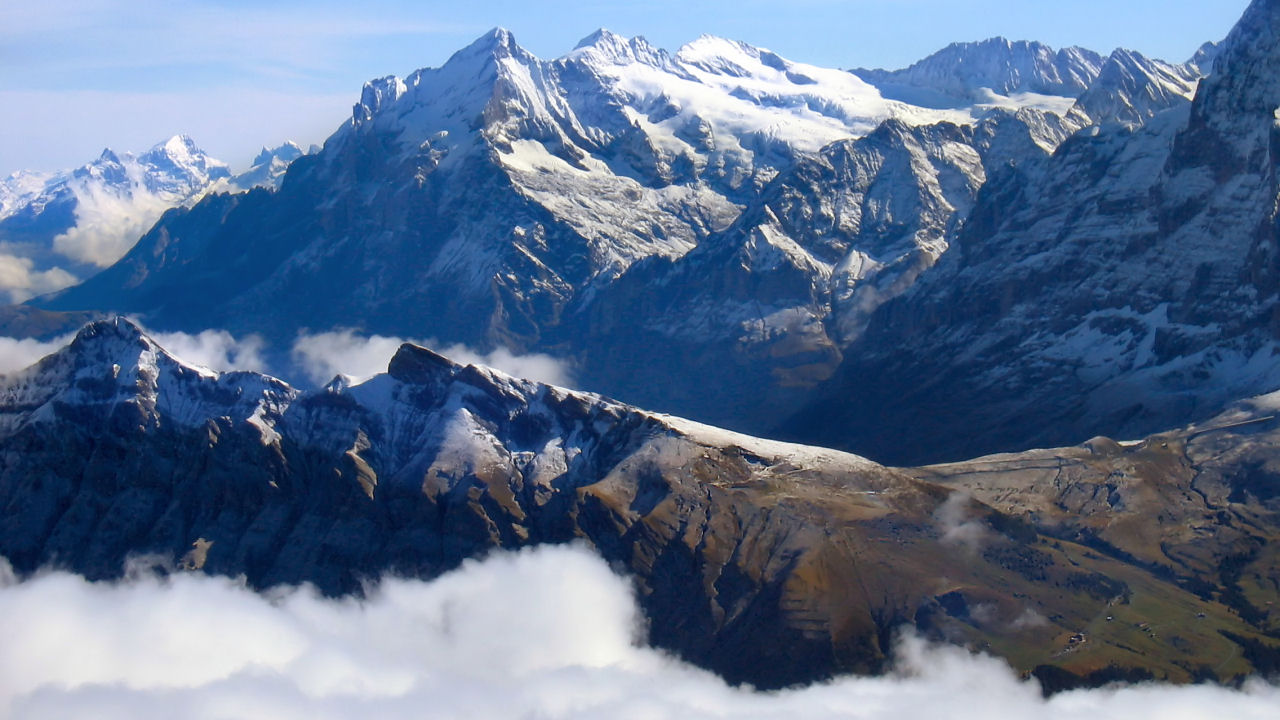 1534236633753639Xdhr.jpg 雪朗峰2.jpg