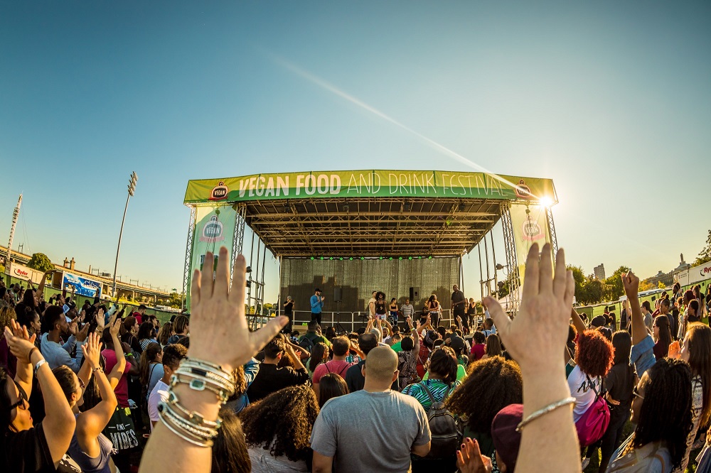 gl_VEGANFEST2017_1001_165003-8945_ALIVECOVERAGE-CTL.jpg